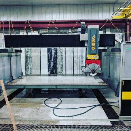 Débiteuse 5 axes pour atelier de marbrerie - omag area cut