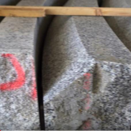 Bordures courbes et chanfreinées - machine à fil diamant numérique