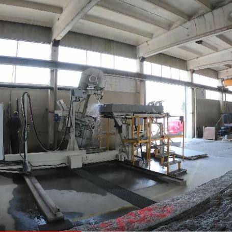 Profileuse à fil diamanté pour bordures courbes et chanfreinées - machine à fil diamant numérique