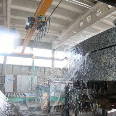 Machine à fil diamanté numérique pour bordures courbes et chanfreinées- profileuse