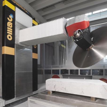 Robot d'usinage 7 axes pour le de façonnage de la pierre, du marbre et du granit - tower 7 omag