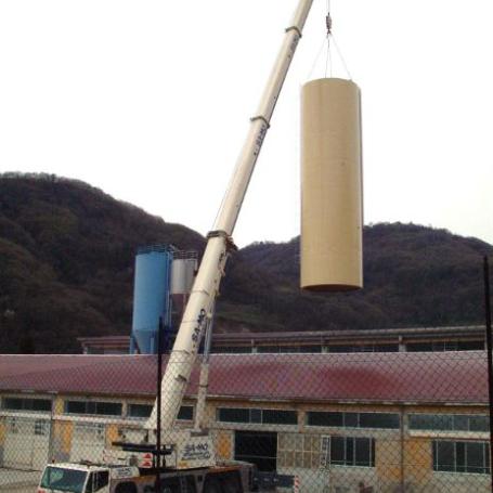 Pose d'un silo décanteur sur jupe porteuse omec