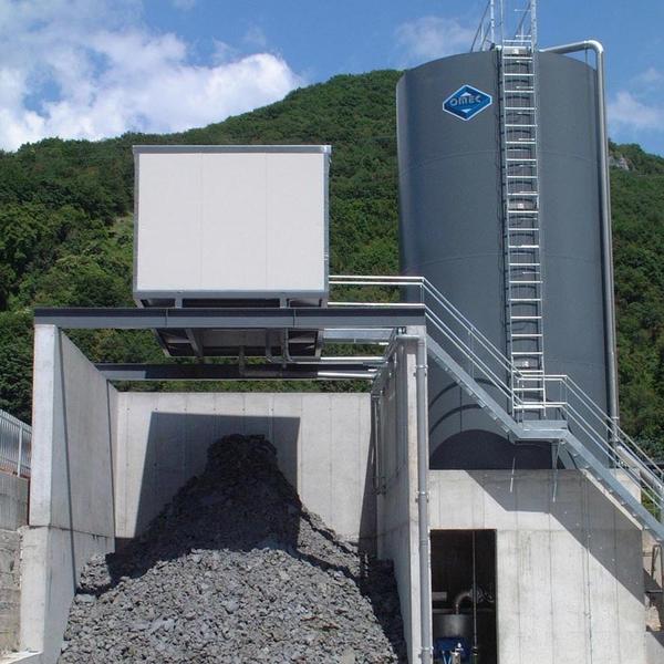 Filtre-presse - Débatissage des gateaux de boue en carriere